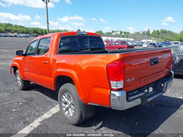 Photo 2 VIN: 5TFCZ5ANXGX039125 - TOYOTA TACOMA 