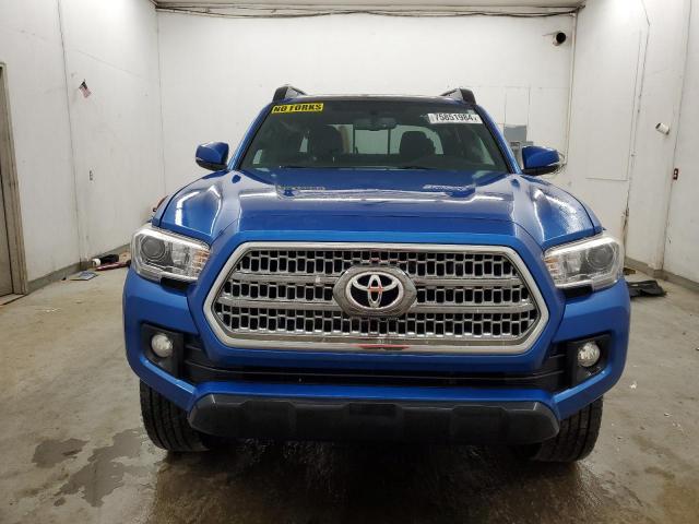 Photo 4 VIN: 5TFCZ5ANXHX095583 - TOYOTA TACOMA DOU 