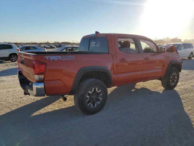 Photo 2 VIN: 5TFCZ5ANXHX119946 - TOYOTA TACOMA DOU 