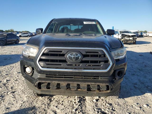 Photo 4 VIN: 5TFCZ5ANXJX144979 - TOYOTA TACOMA DOU 