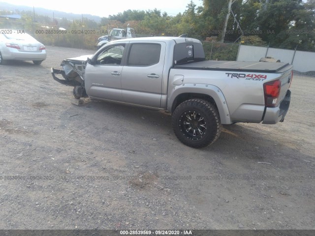 Photo 2 VIN: 5TFCZ5ANXJX150507 - TOYOTA TACOMA 