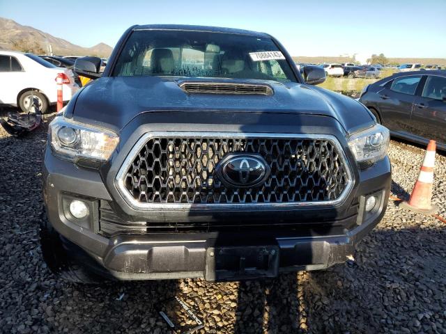 Photo 4 VIN: 5TFCZ5ANXJX163368 - TOYOTA TACOMA 