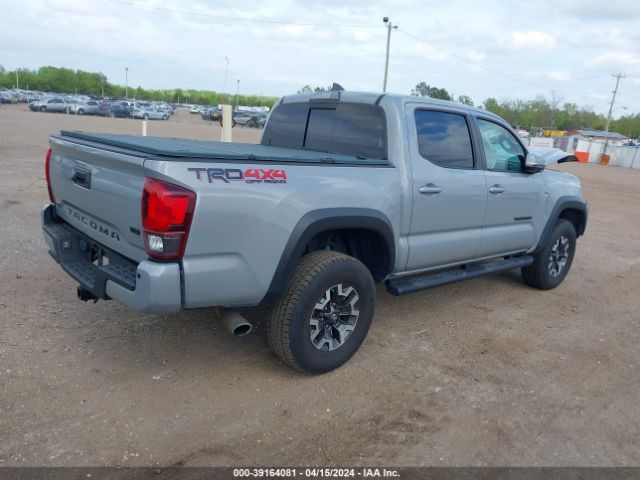 Photo 3 VIN: 5TFCZ5ANXKX182584 - TOYOTA TACOMA 