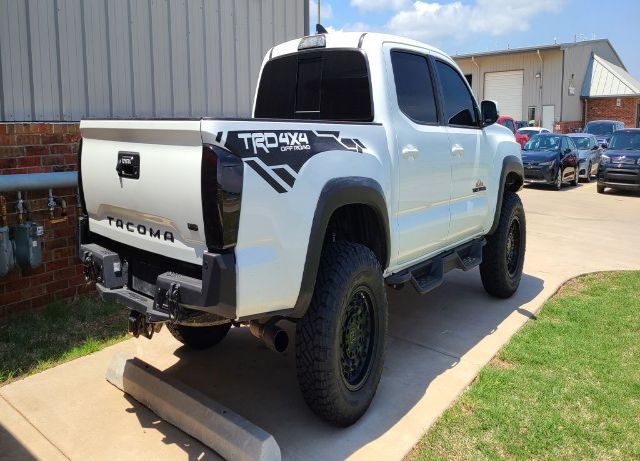 Photo 1 VIN: 5TFCZ5ANXKX187963 - TOYOTA TACOMA 4WD 