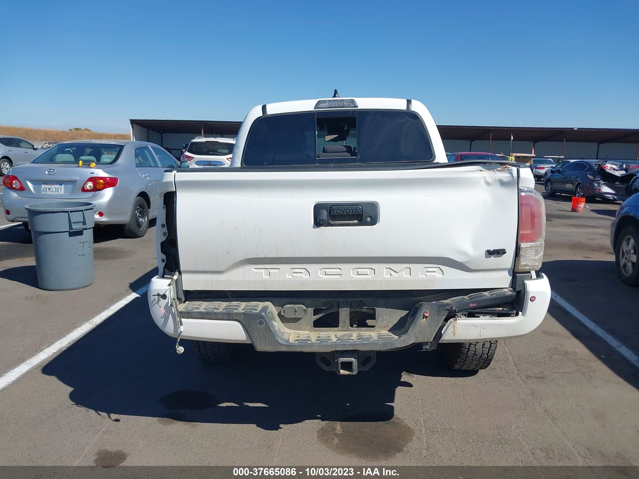 Photo 16 VIN: 5TFCZ5ANXLX235933 - TOYOTA TACOMA 