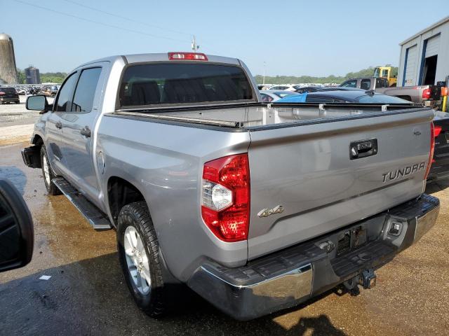 Photo 1 VIN: 5TFDM5F10JX076393 - TOYOTA TUNDRA CRE 