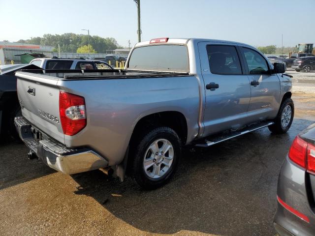 Photo 2 VIN: 5TFDM5F10JX076393 - TOYOTA TUNDRA CRE 