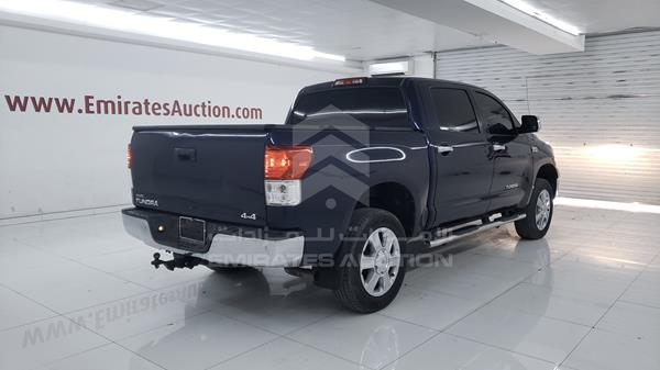 Photo 7 VIN: 5TFDM5F12BX018304 - TOYOTA TUNDRA 