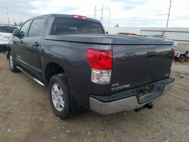 Photo 2 VIN: 5TFDM5F12CX038098 - TOYOTA TUNDRA CRE 