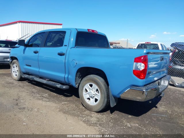 Photo 2 VIN: 5TFDM5F14KX083736 - TOYOTA TUNDRA 