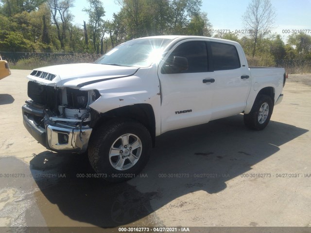 Photo 1 VIN: 5TFDM5F16KX079994 - TOYOTA TUNDRA 4WD 