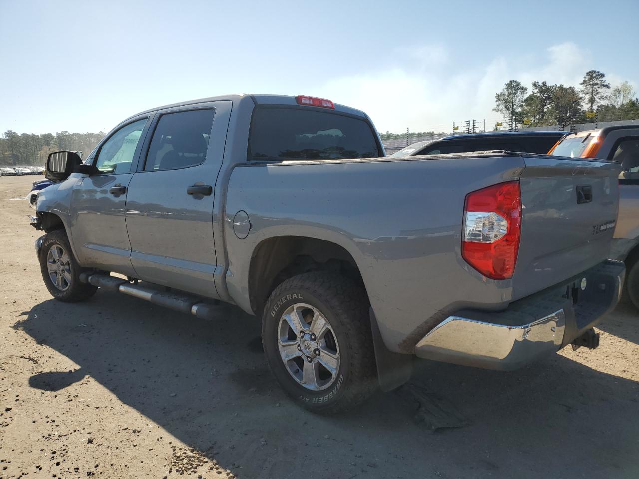 Photo 1 VIN: 5TFDM5F17JX078657 - TOYOTA TUNDRA 