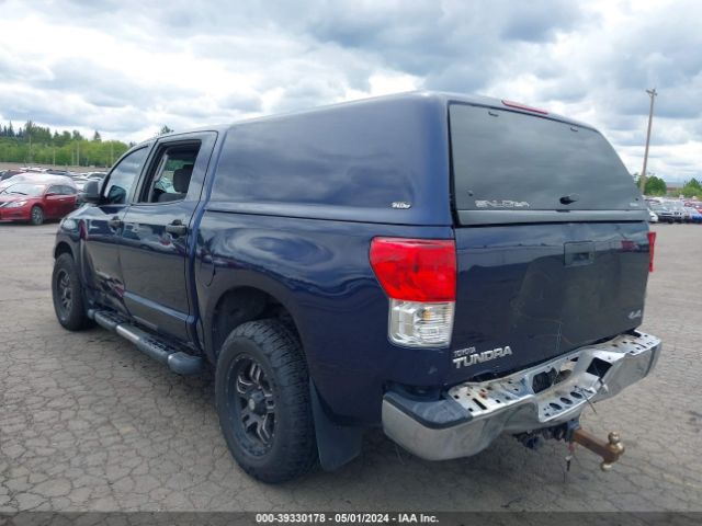 Photo 2 VIN: 5TFDM5F18DX044523 - TOYOTA TUNDRA 