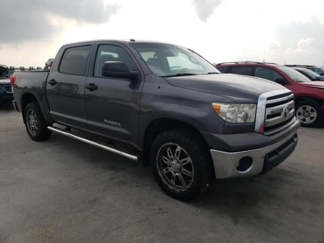 Photo 3 VIN: 5TFDM5F18DX044926 - TOYOTA TUNDRA 