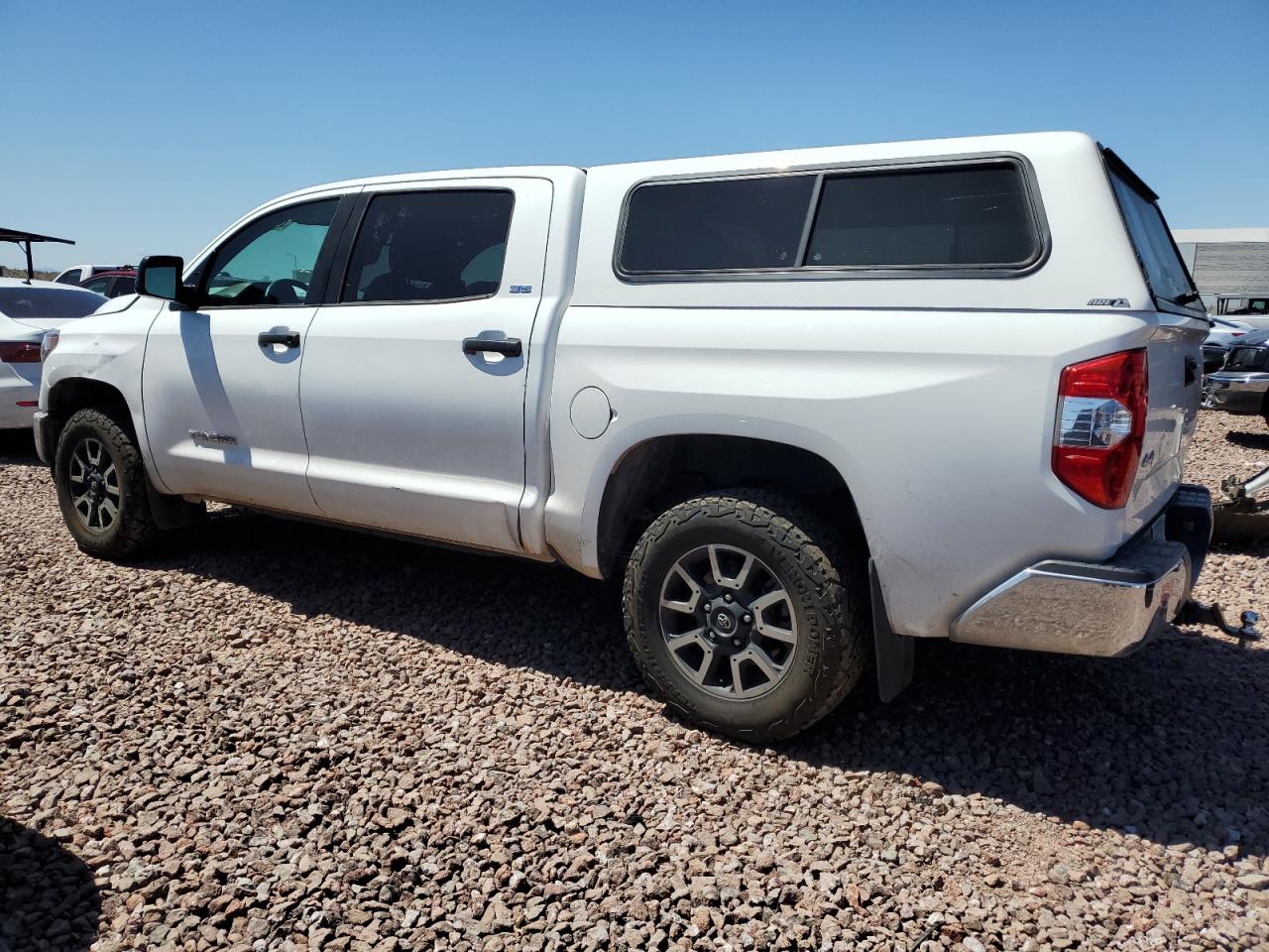 Photo 1 VIN: 5TFDM5F18JX078750 - TOYOTA TUNDRA 