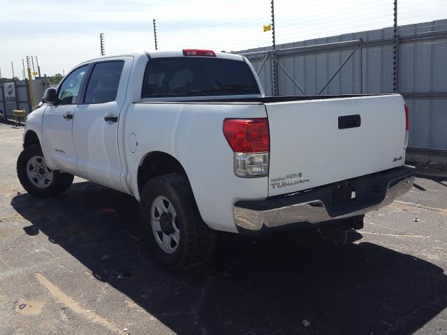 Photo 2 VIN: 5TFDM5F1XBX016302 - TOYOTA TUNDRA CRE 