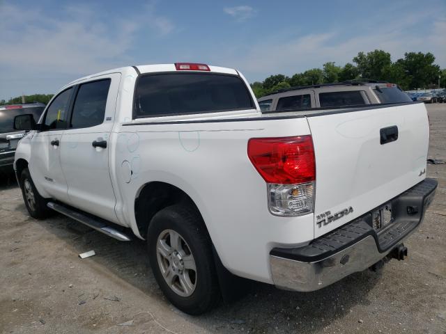 Photo 2 VIN: 5TFDM5F1XBX020964 - TOYOTA TUNDRA CRE 