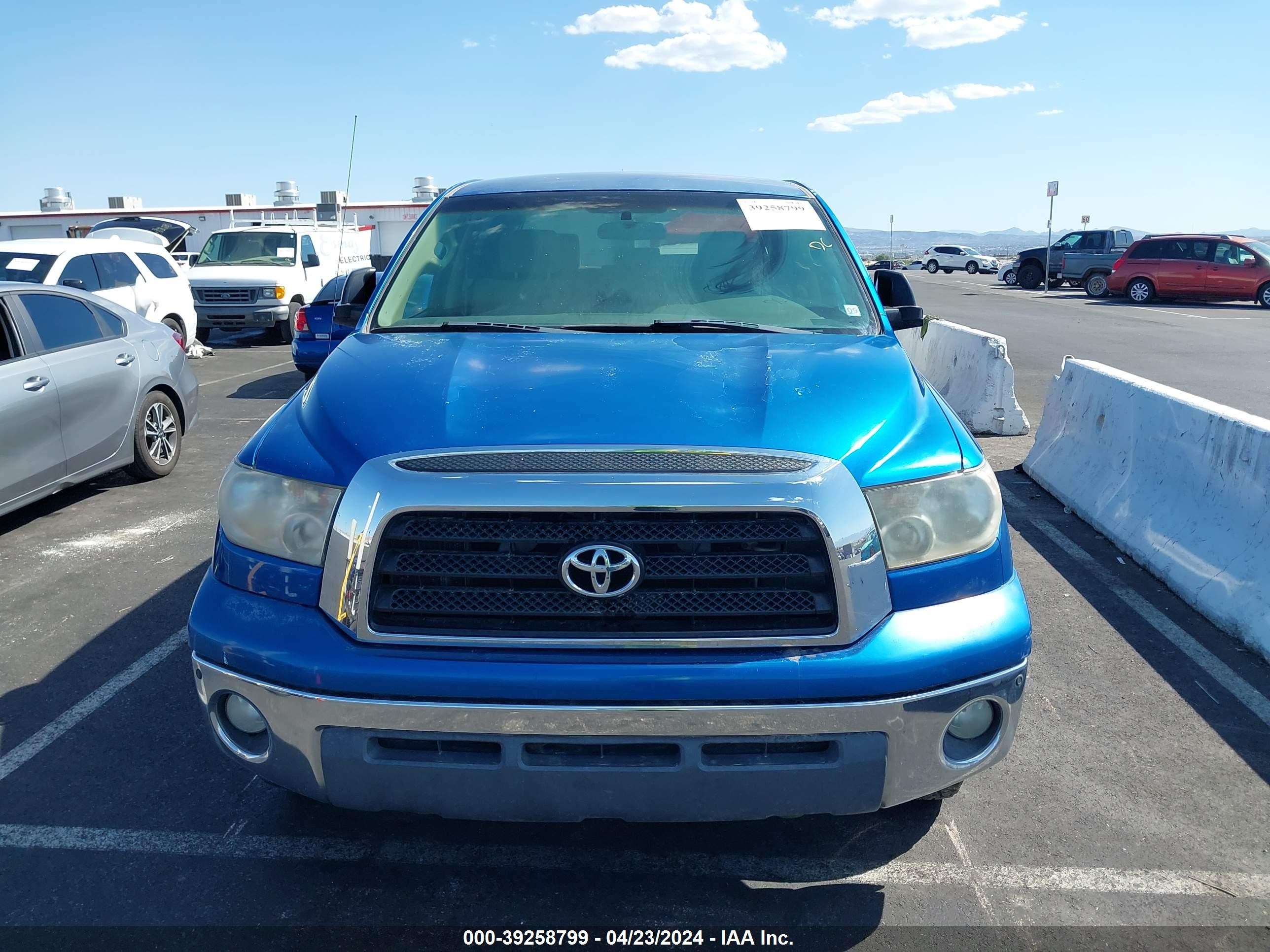 Photo 11 VIN: 5TFDV54108X058891 - TOYOTA TUNDRA 