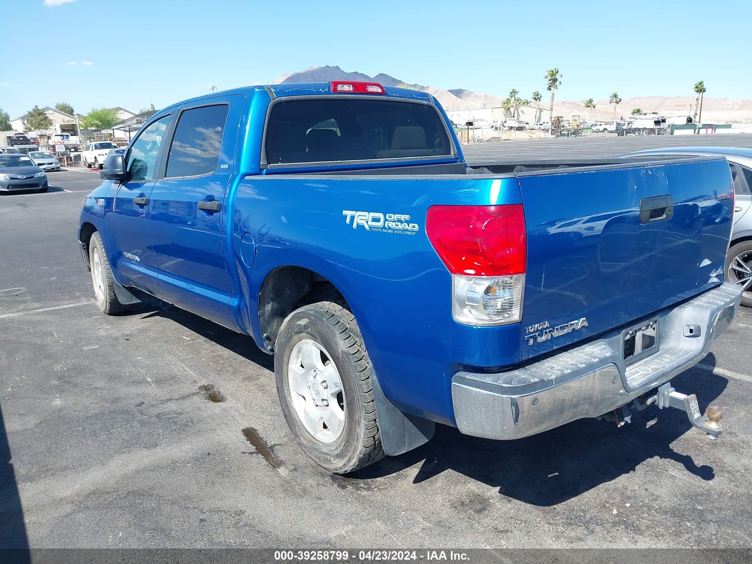 Photo 2 VIN: 5TFDV54108X058891 - TOYOTA TUNDRA 