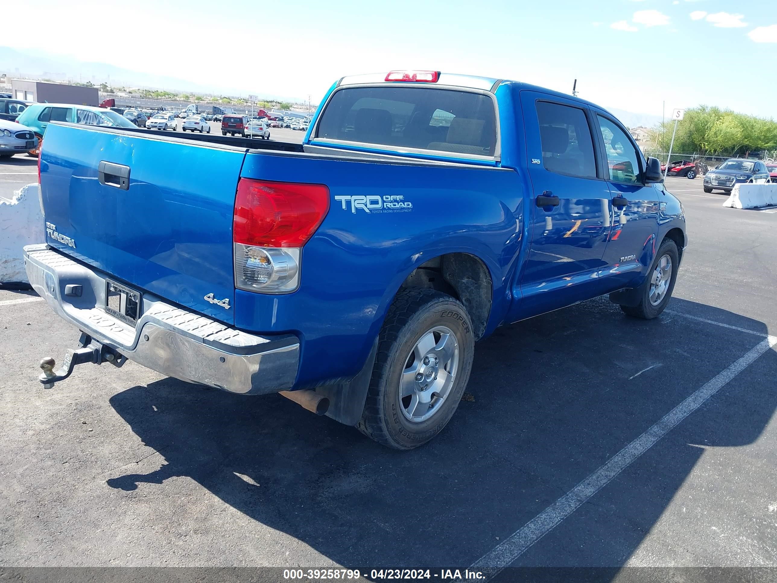 Photo 3 VIN: 5TFDV54108X058891 - TOYOTA TUNDRA 