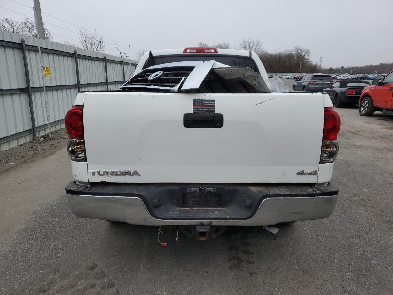 Photo 5 VIN: 5TFDV54148X065472 - TOYOTA TUNDRA 