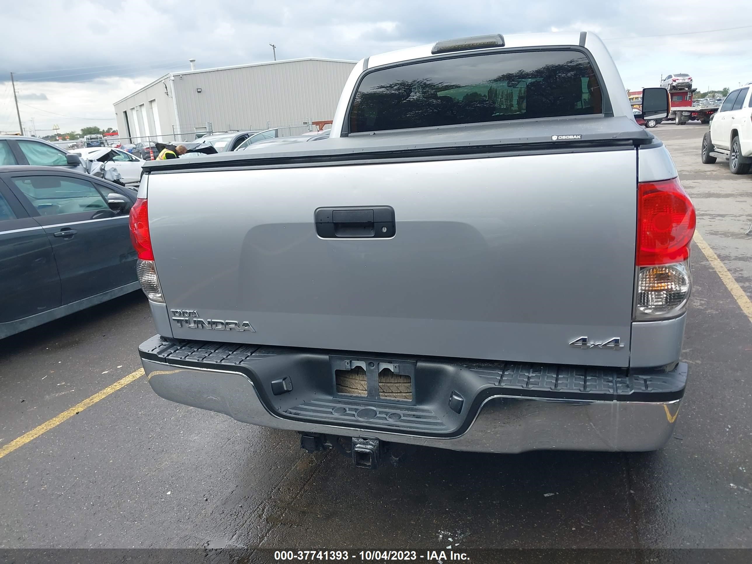 Photo 15 VIN: 5TFDV54168X062203 - TOYOTA TUNDRA 