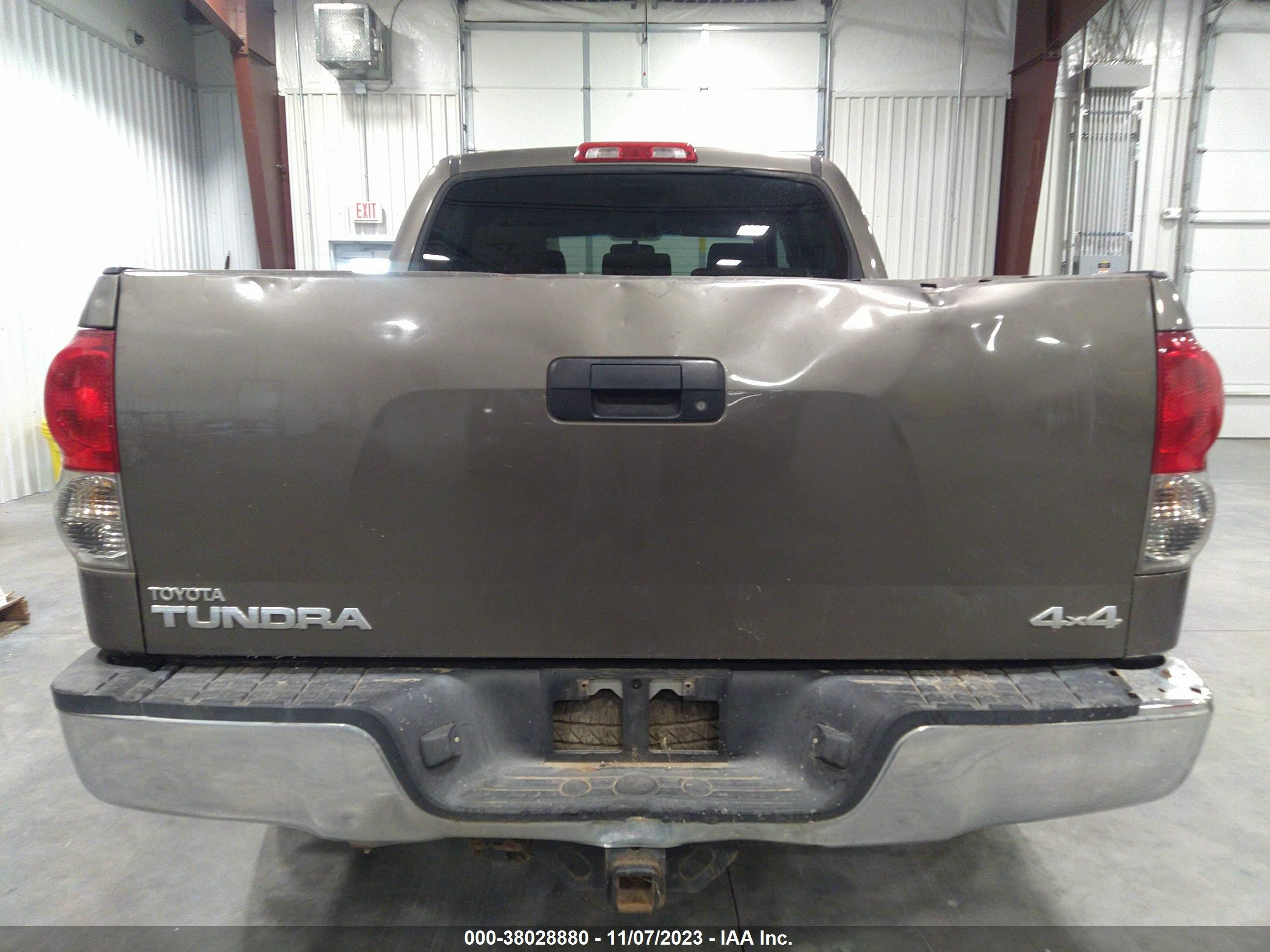 Photo 15 VIN: 5TFDV54178X050299 - TOYOTA TUNDRA 