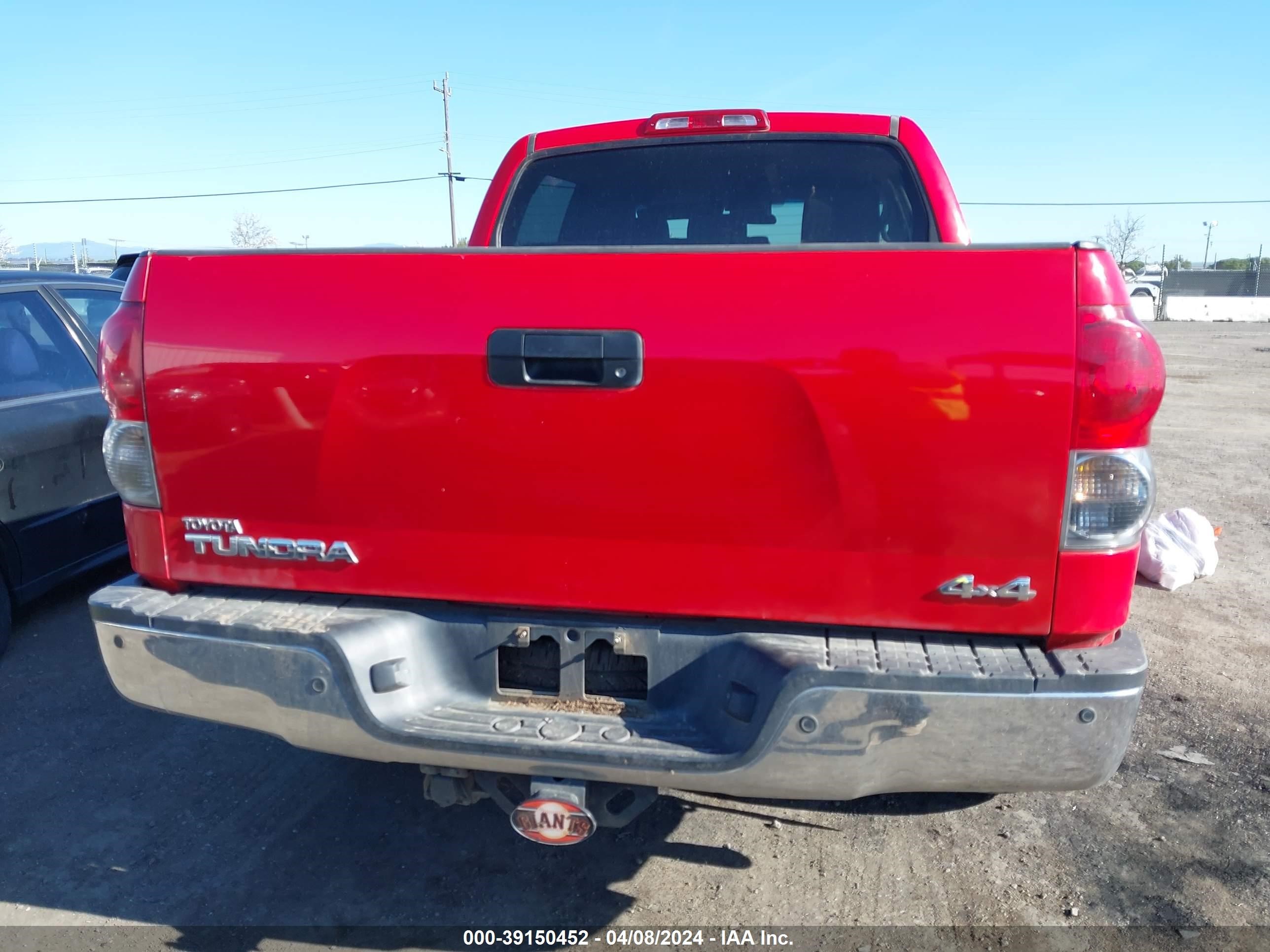 Photo 15 VIN: 5TFDV54188X045998 - TOYOTA TUNDRA 