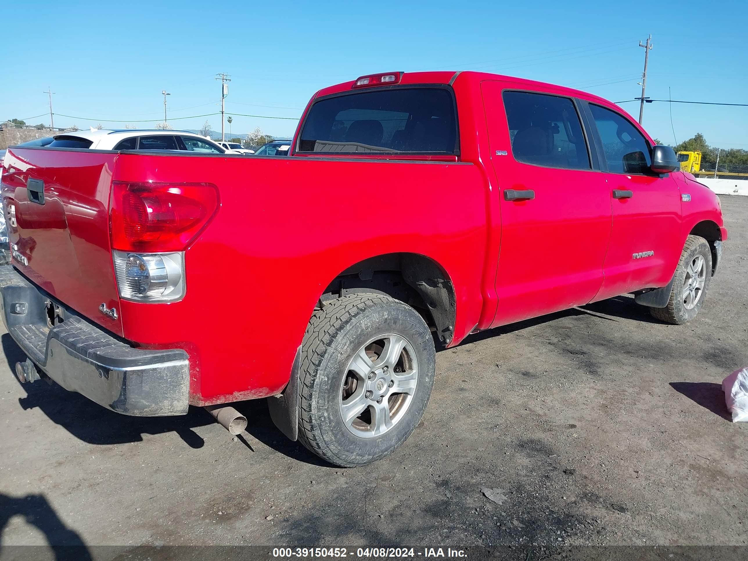 Photo 3 VIN: 5TFDV54188X045998 - TOYOTA TUNDRA 