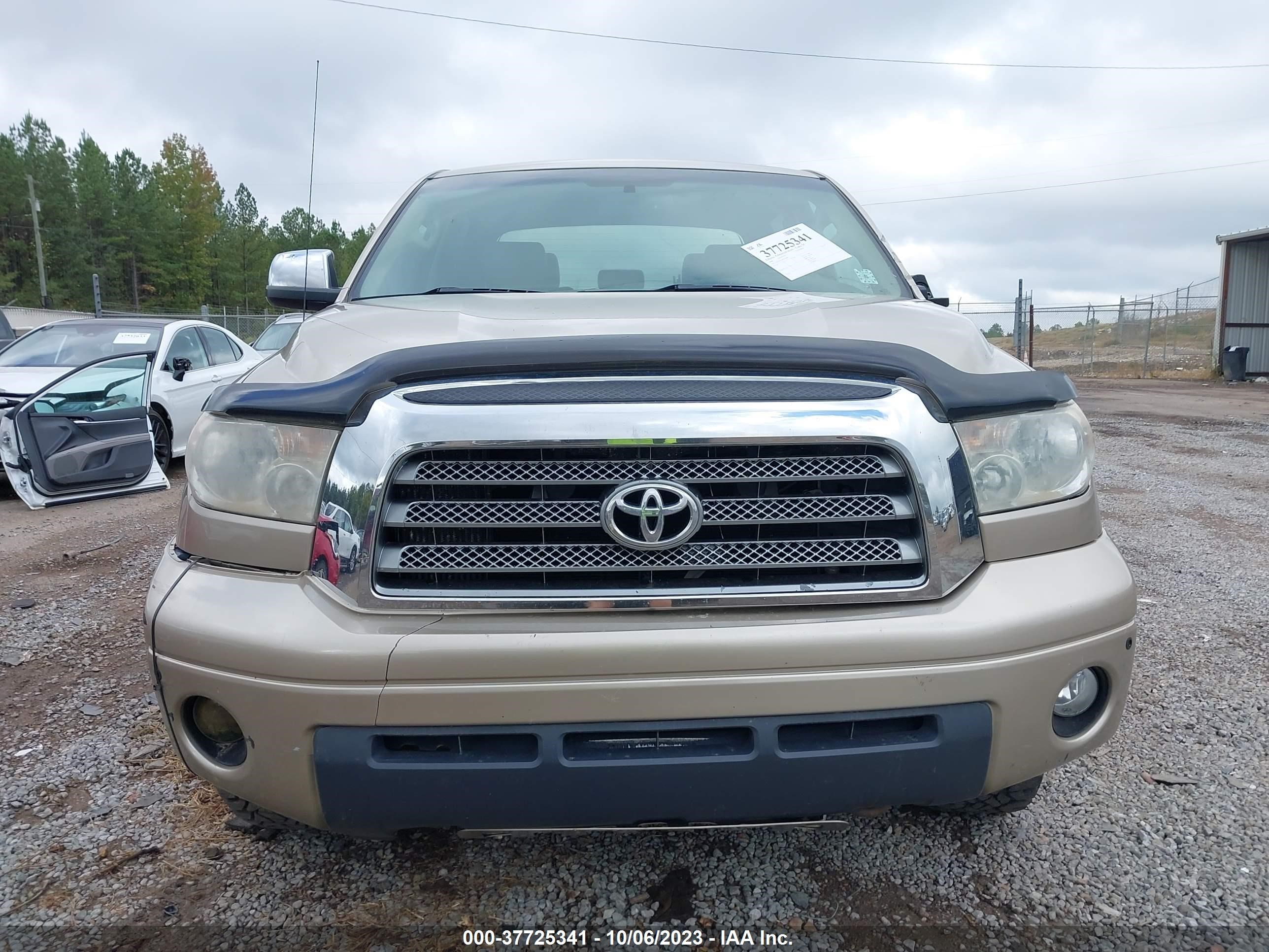 Photo 11 VIN: 5TFDV58108X034987 - TOYOTA TUNDRA 