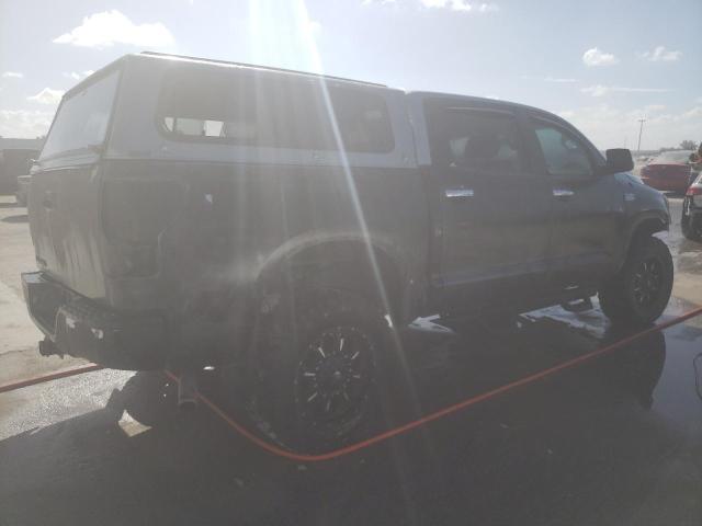 Photo 2 VIN: 5TFDV58117X029473 - TOYOTA TUNDRA CRE 