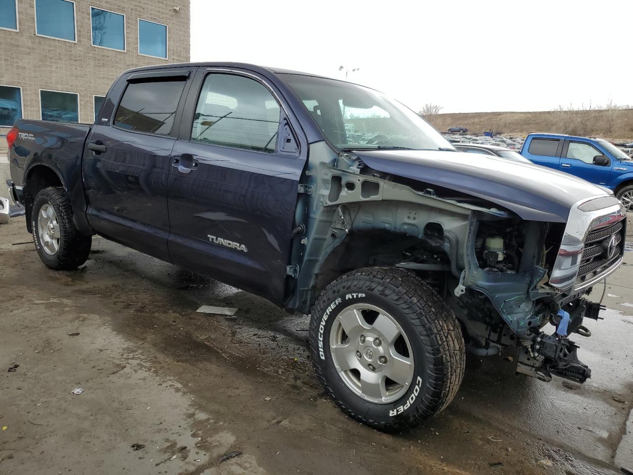 Photo 3 VIN: 5TFDW54169X087214 - TOYOTA TUNDRA 