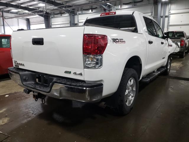 Photo 3 VIN: 5TFDW5F10AX105272 - TOYOTA TUNDRA CRE 