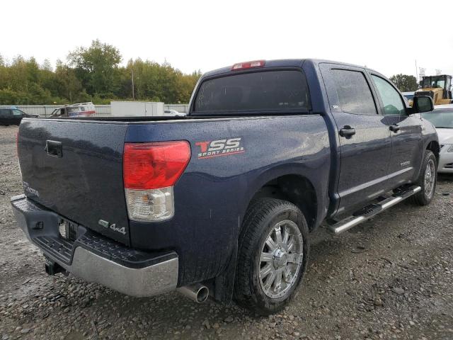 Photo 3 VIN: 5TFDW5F10CX239296 - TOYOTA TUNDRA CRE 