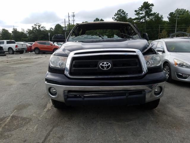 Photo 9 VIN: 5TFDW5F10DX305489 - TOYOTA TUNDRA CRE 