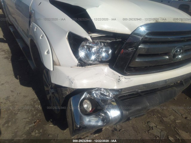 Photo 5 VIN: 5TFDW5F10DX309333 - TOYOTA TUNDRA 4WD TRUCK 