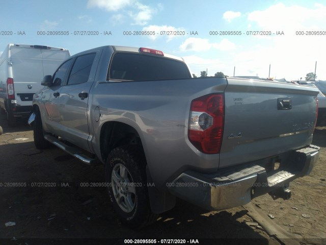 Photo 2 VIN: 5TFDW5F10EX354015 - TOYOTA TUNDRA 4WD TRUCK 