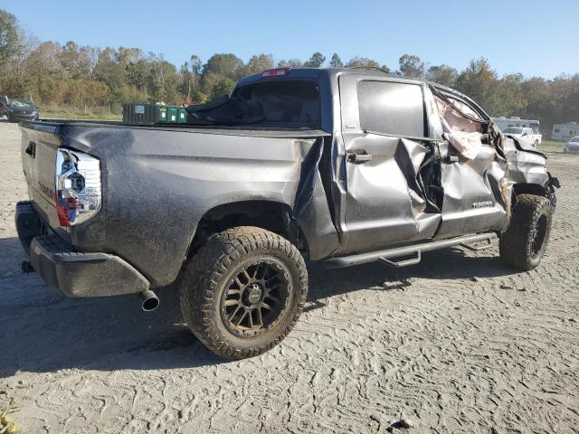 Photo 2 VIN: 5TFDW5F10FX433508 - TOYOTA TUNDRA 