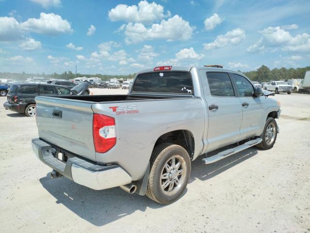 Photo 3 VIN: 5TFDW5F10GX549924 - TOYOTA TUNDRA CRE 