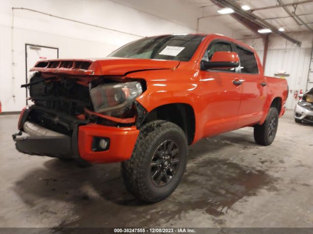 Photo 1 VIN: 5TFDW5F10GX557344 - TOYOTA TUNDRA 