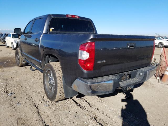 Photo 2 VIN: 5TFDW5F10HX583623 - TOYOTA TUNDRA CRE 