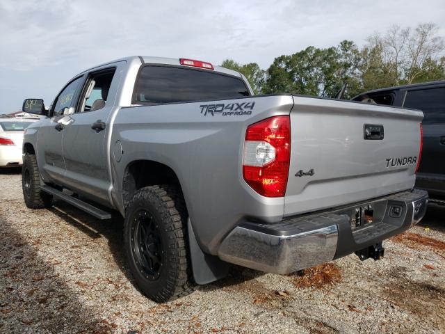 Photo 2 VIN: 5TFDW5F10HX622050 - TOYOTA TUNDRA CRE 