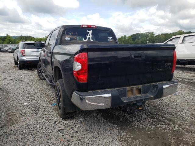 Photo 2 VIN: 5TFDW5F10HX633789 - TOYOTA TUNDRA CRE 