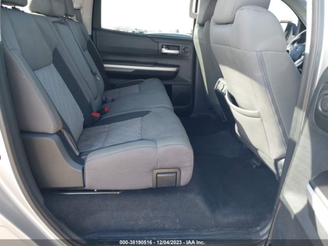 Photo 7 VIN: 5TFDW5F10HX636840 - TOYOTA TUNDRA 