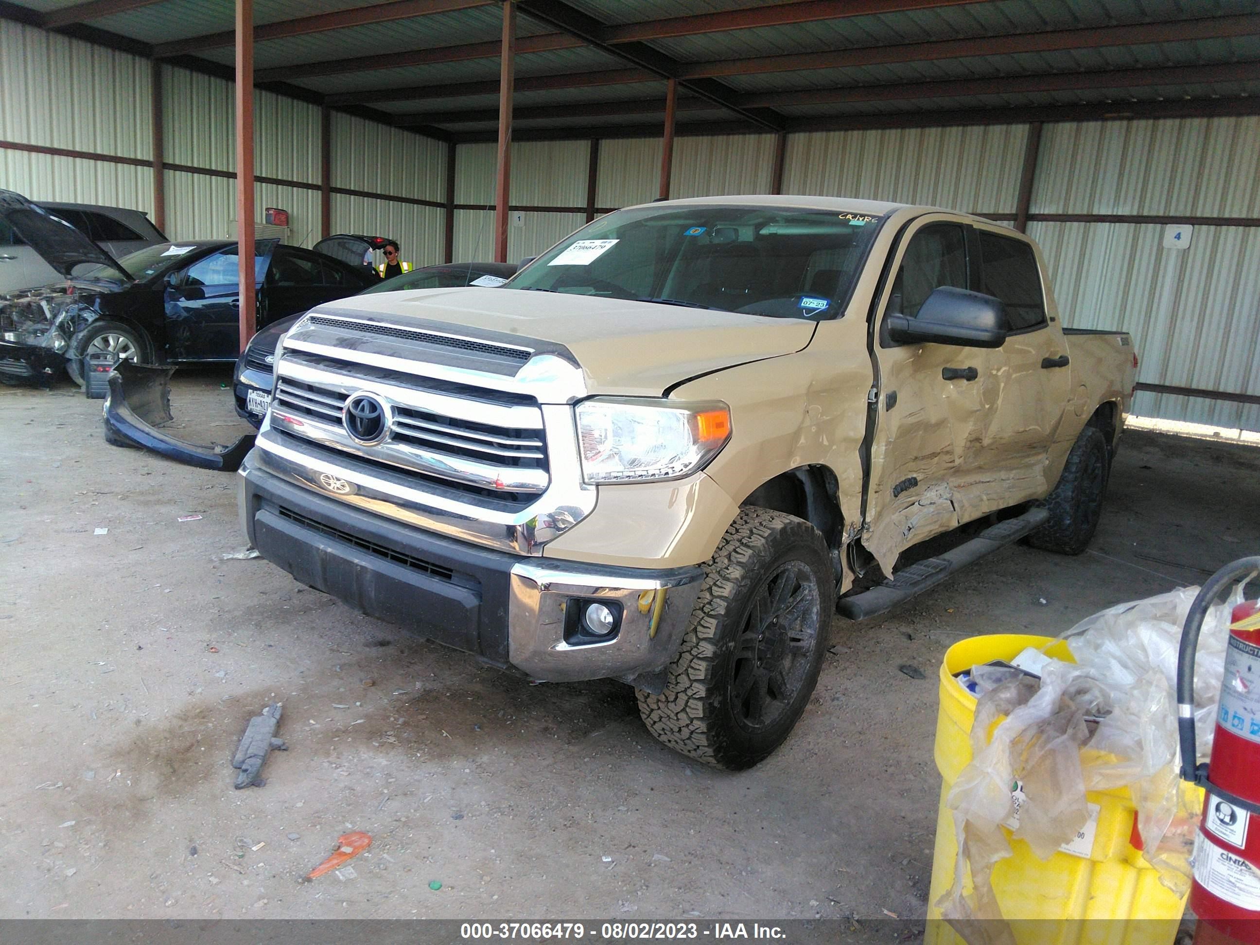 Photo 1 VIN: 5TFDW5F10HX658482 - TOYOTA TUNDRA 