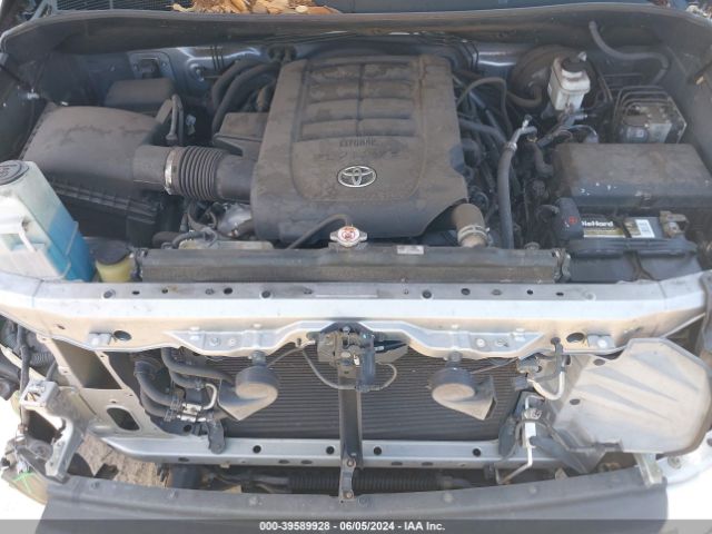 Photo 9 VIN: 5TFDW5F10JX725958 - TOYOTA TUNDRA 