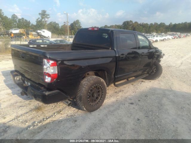 Photo 3 VIN: 5TFDW5F10JX751590 - TOYOTA TUNDRA 4WD 