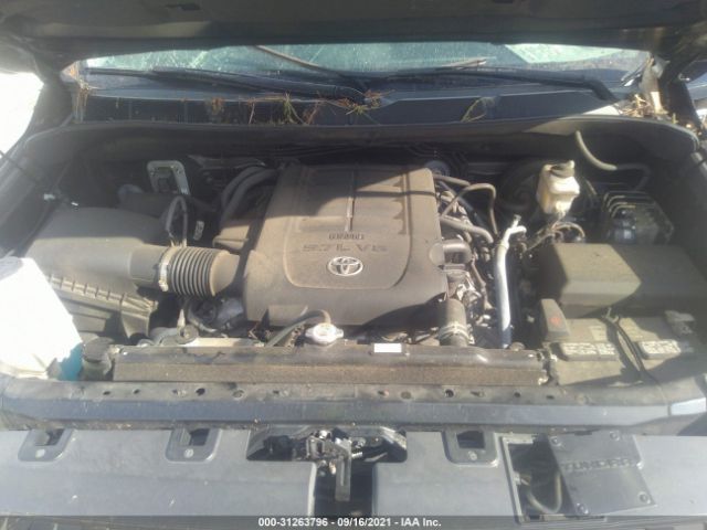 Photo 9 VIN: 5TFDW5F10JX751590 - TOYOTA TUNDRA 4WD 