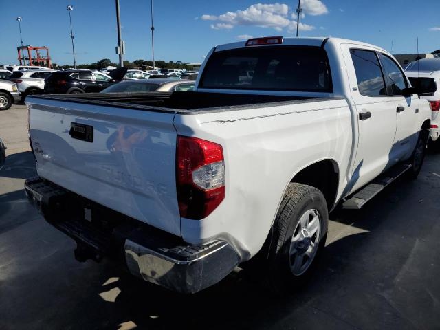 Photo 3 VIN: 5TFDW5F10JX765926 - TOYOTA TUNDRA CRE 