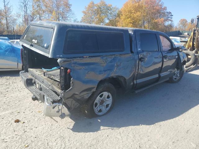 Photo 2 VIN: 5TFDW5F10KX834180 - TOYOTA TUNDRA CRE 